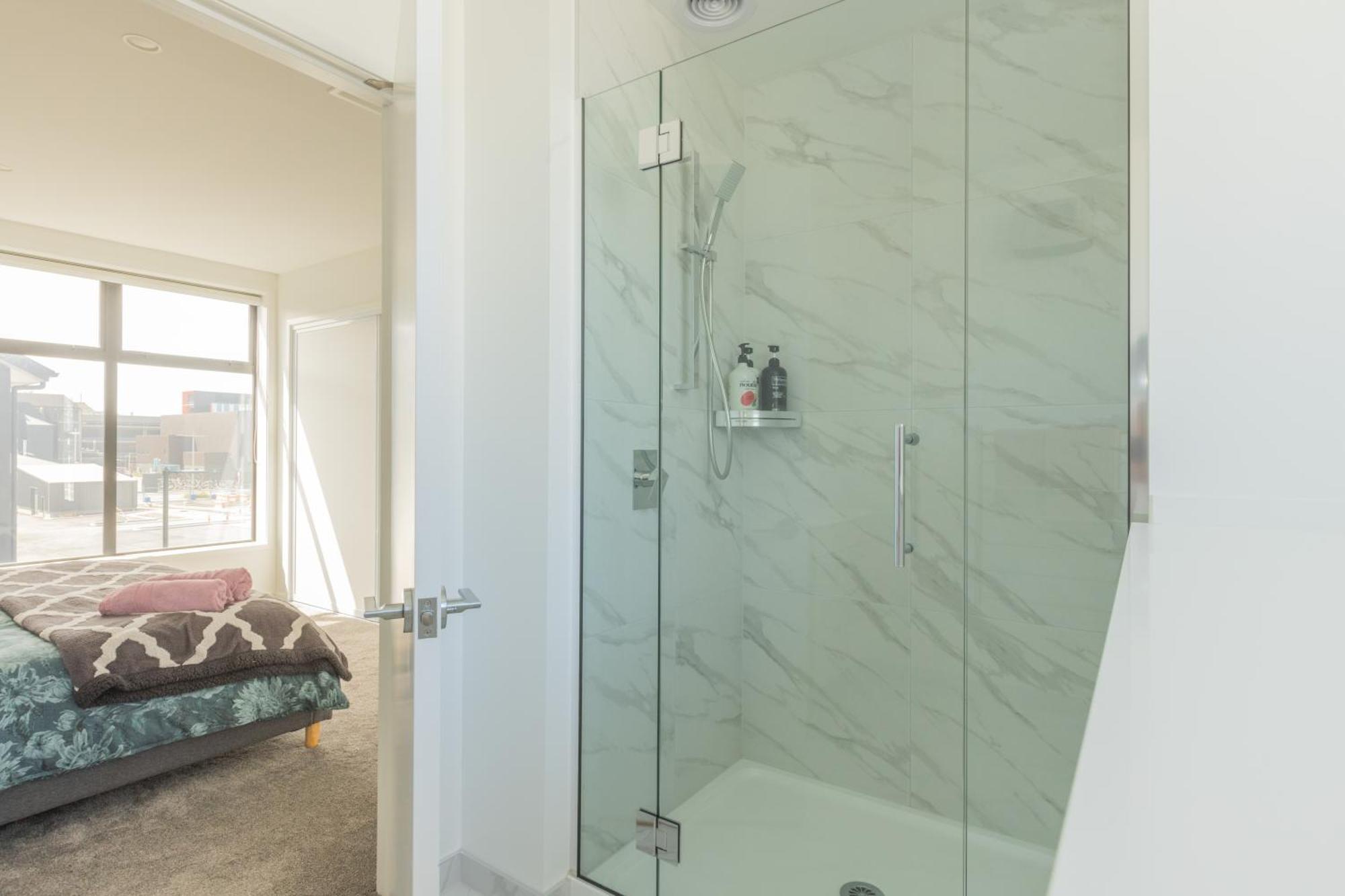 Luxury 2 Bedroom Townhouse By Hagley Park In Cbd Christchurch Buitenkant foto