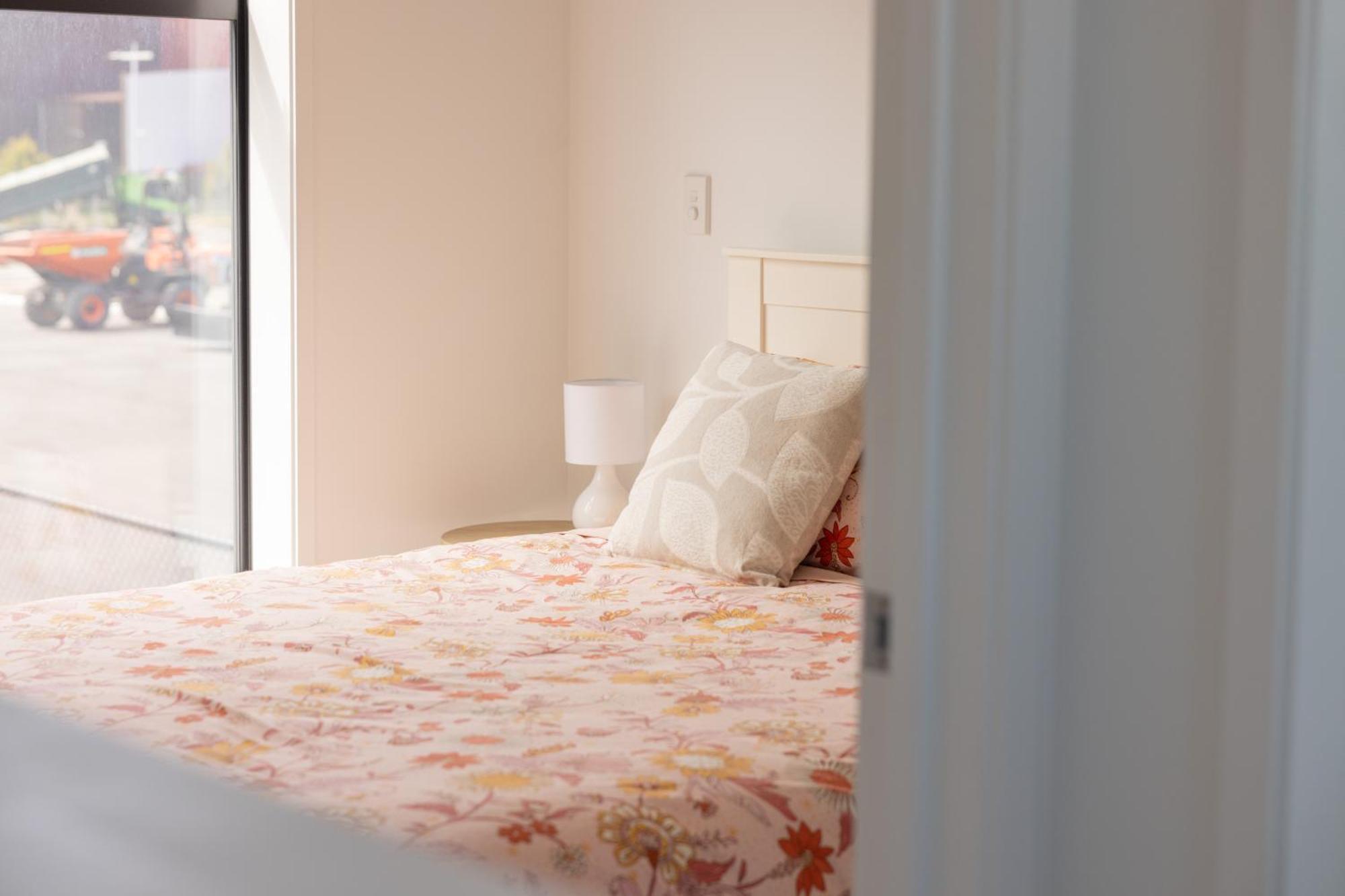 Luxury 2 Bedroom Townhouse By Hagley Park In Cbd Christchurch Buitenkant foto