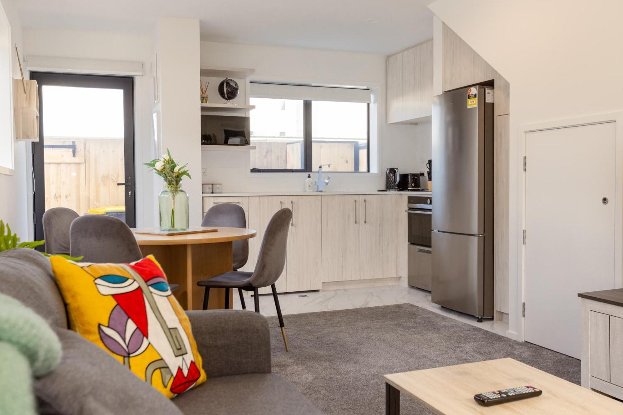 Luxury 2 Bedroom Townhouse By Hagley Park In Cbd Christchurch Buitenkant foto