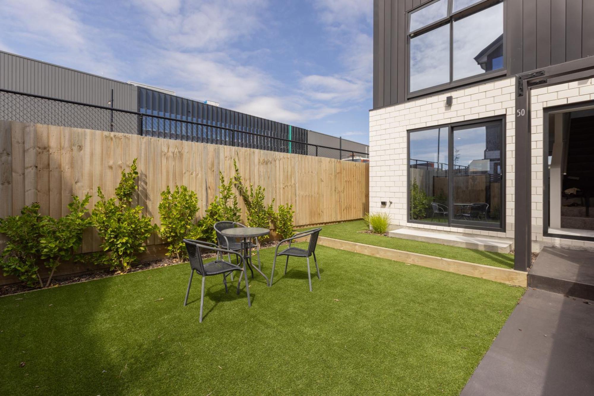 Luxury 2 Bedroom Townhouse By Hagley Park In Cbd Christchurch Buitenkant foto